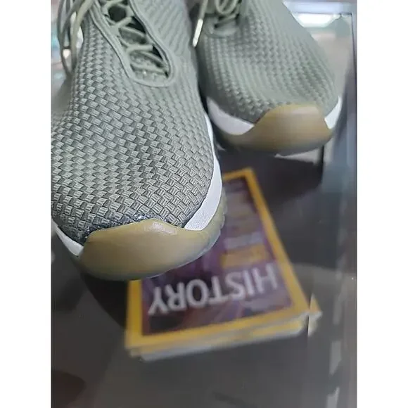 Air Jordan Mens Future Low Iguana Green Sz 15 Metallic Gold Basketball Shoe Nike - Picture 4 of 15